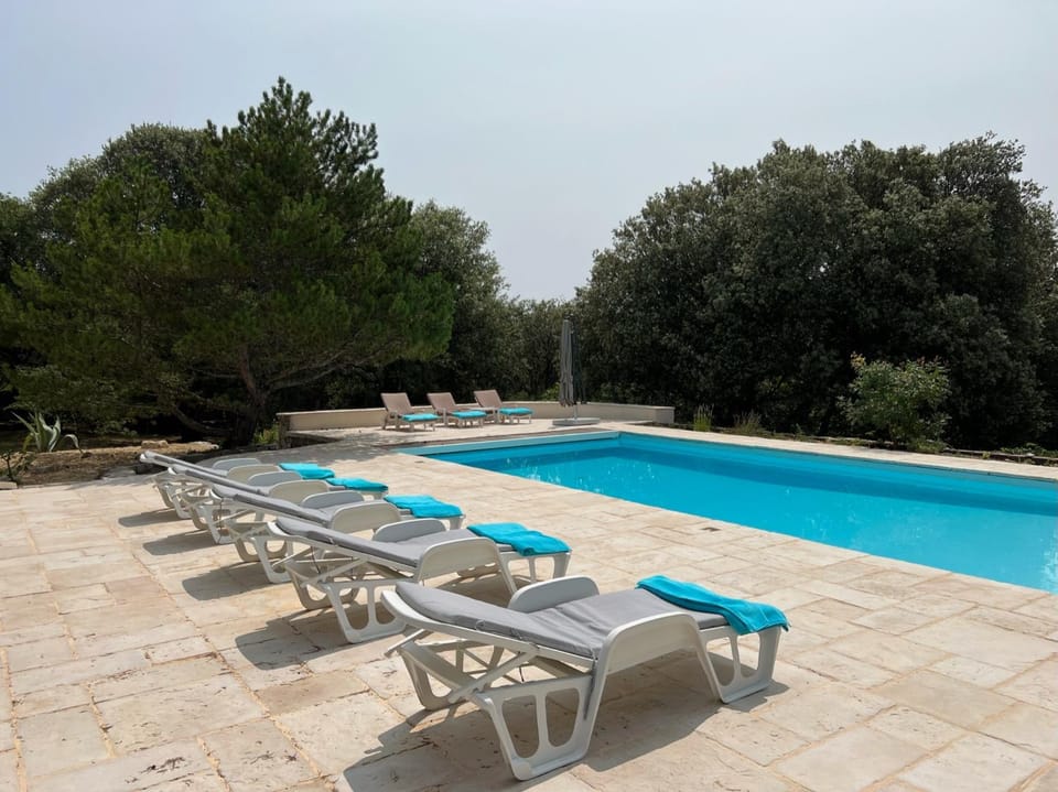 Swimming pool, Swimming pool