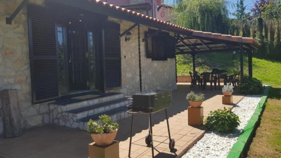 Property building, BBQ facilities, Garden view