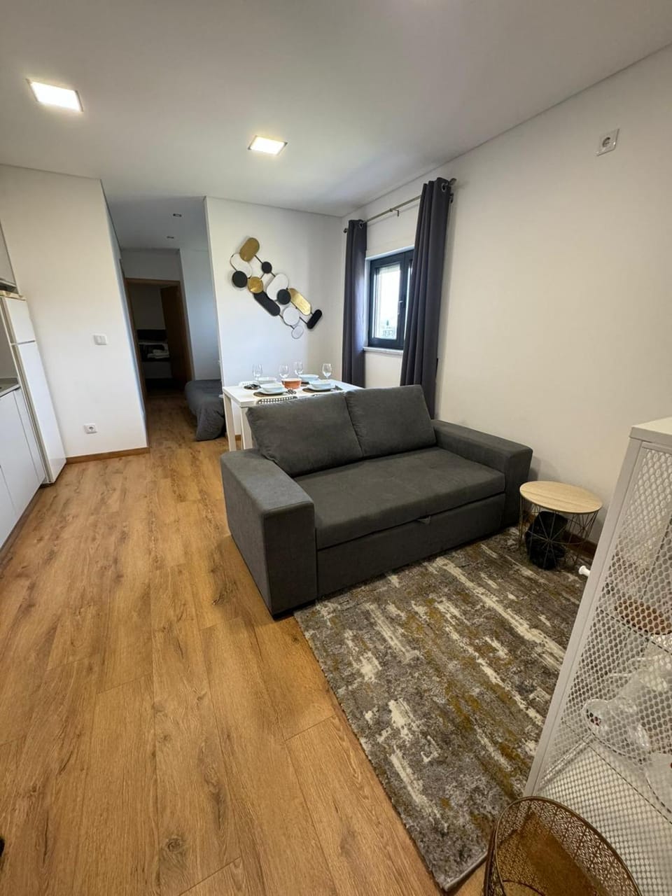 View (from property/room), Kitchen or kitchenette, Living room, Decorative detail, Decorative detail, Seating area, Food, locker, kitchen