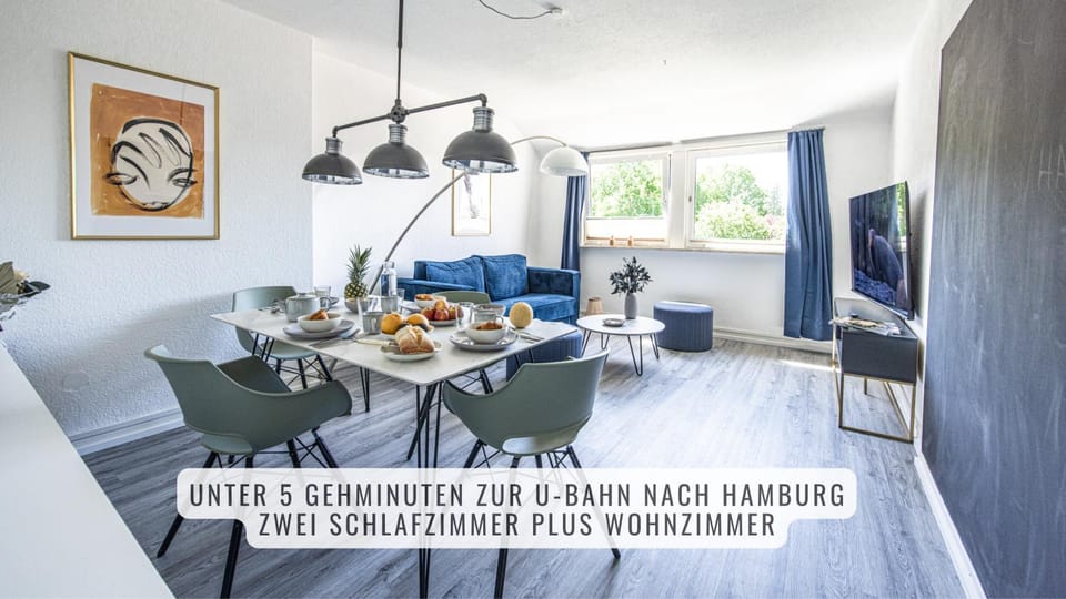 TV and multimedia, Living room, Food and drinks, Seating area, Dining area