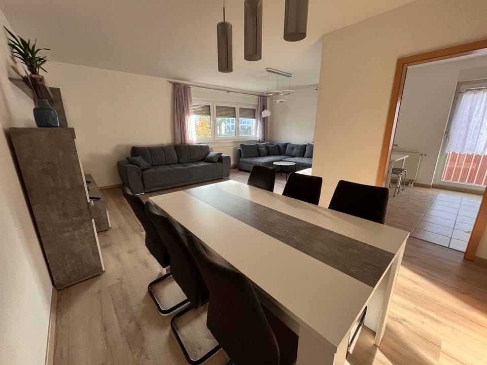 Living room, Seating area, Dining area