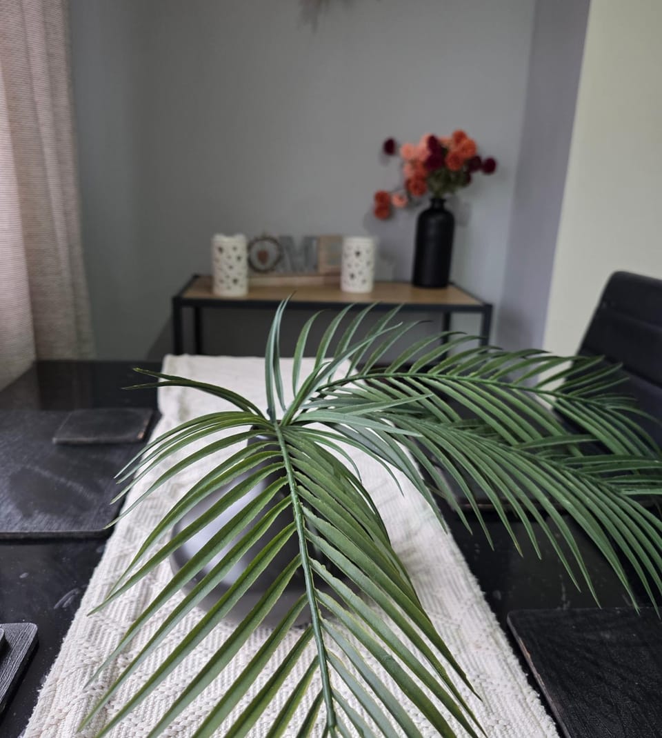 FM Homes & Apartments 3 Bedroom House Motherwell House in Bellshill