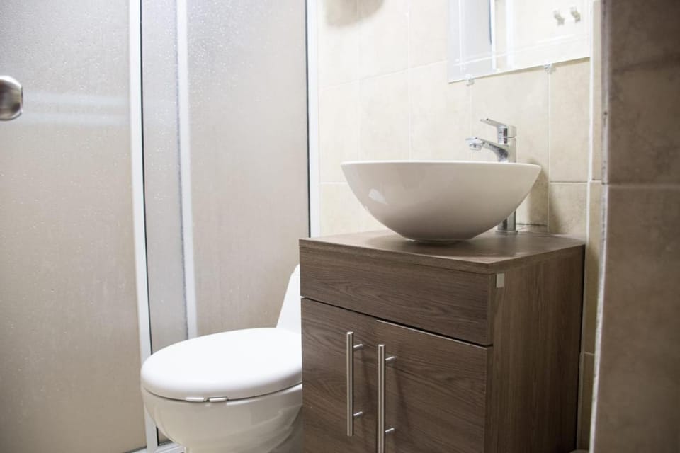 Toilet, Bathroom