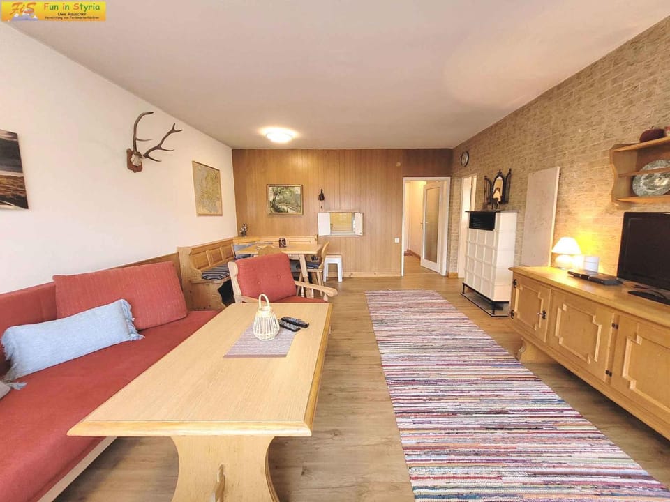 Bed, TV and multimedia, Seating area, Dining area