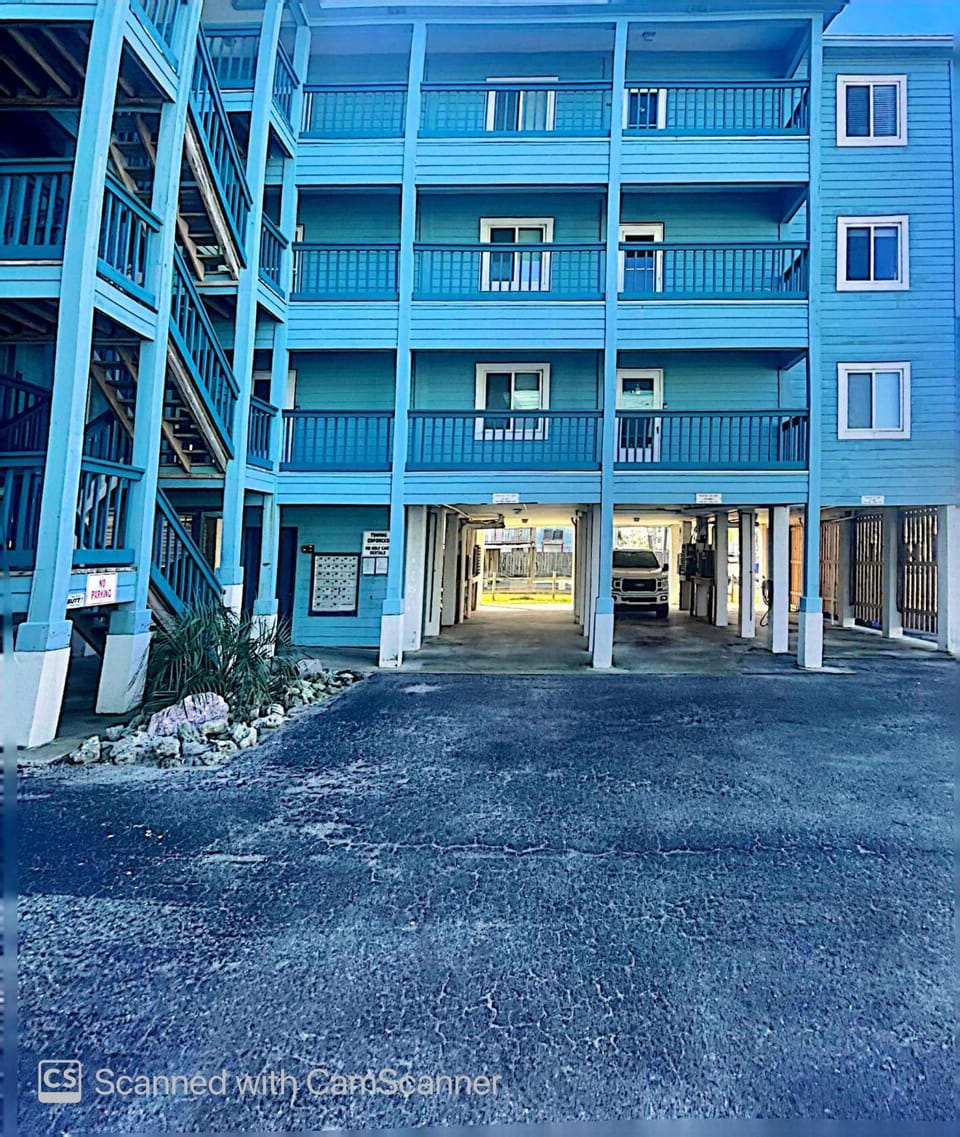Property building, Parking