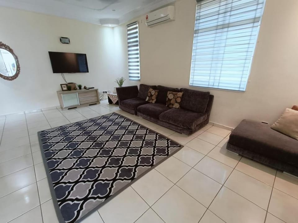 Activities, TV and multimedia, Living room, air conditioner