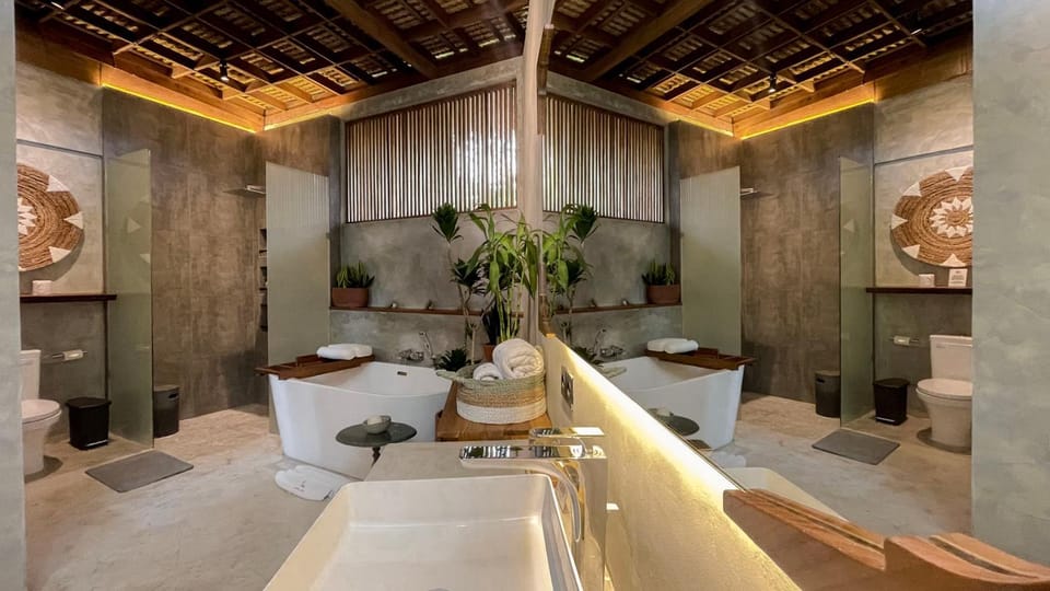 Bathroom, Bath