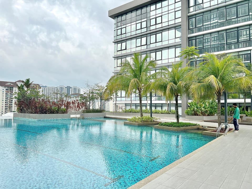 Pool view, Swimming pool