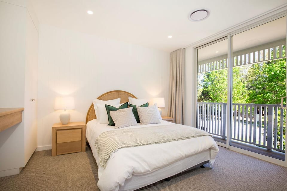 Camellia - Pet Friendly - 3 Min Walk to Centre of Berry House in Berry