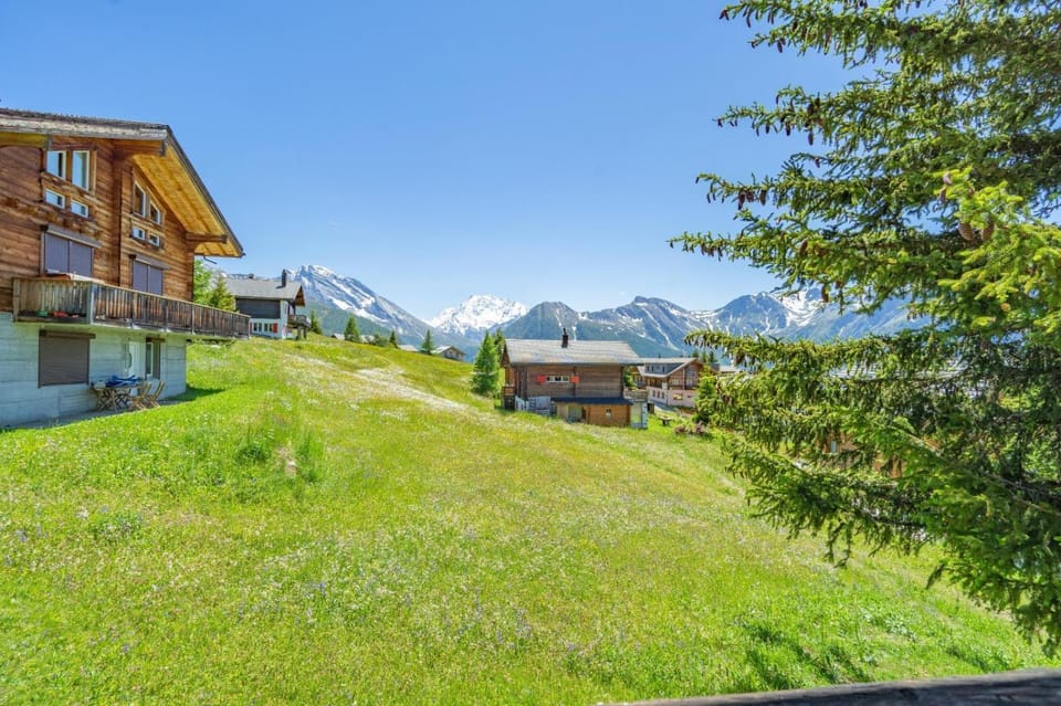 Chalet Leiggener Apartment in Canton of Valais