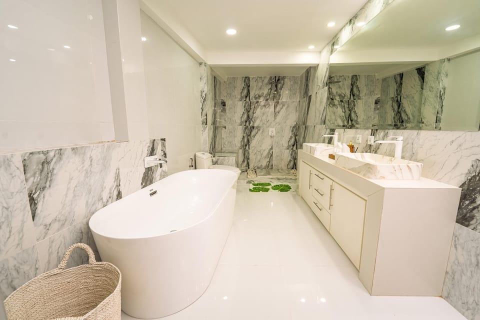 Bathroom, Bath