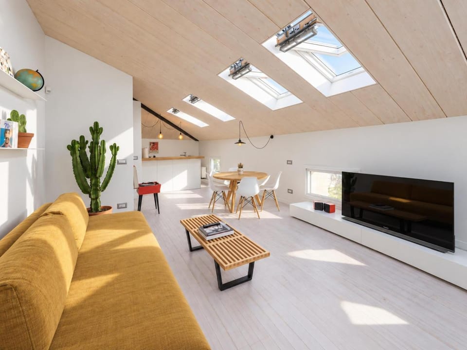TV and multimedia, Living room