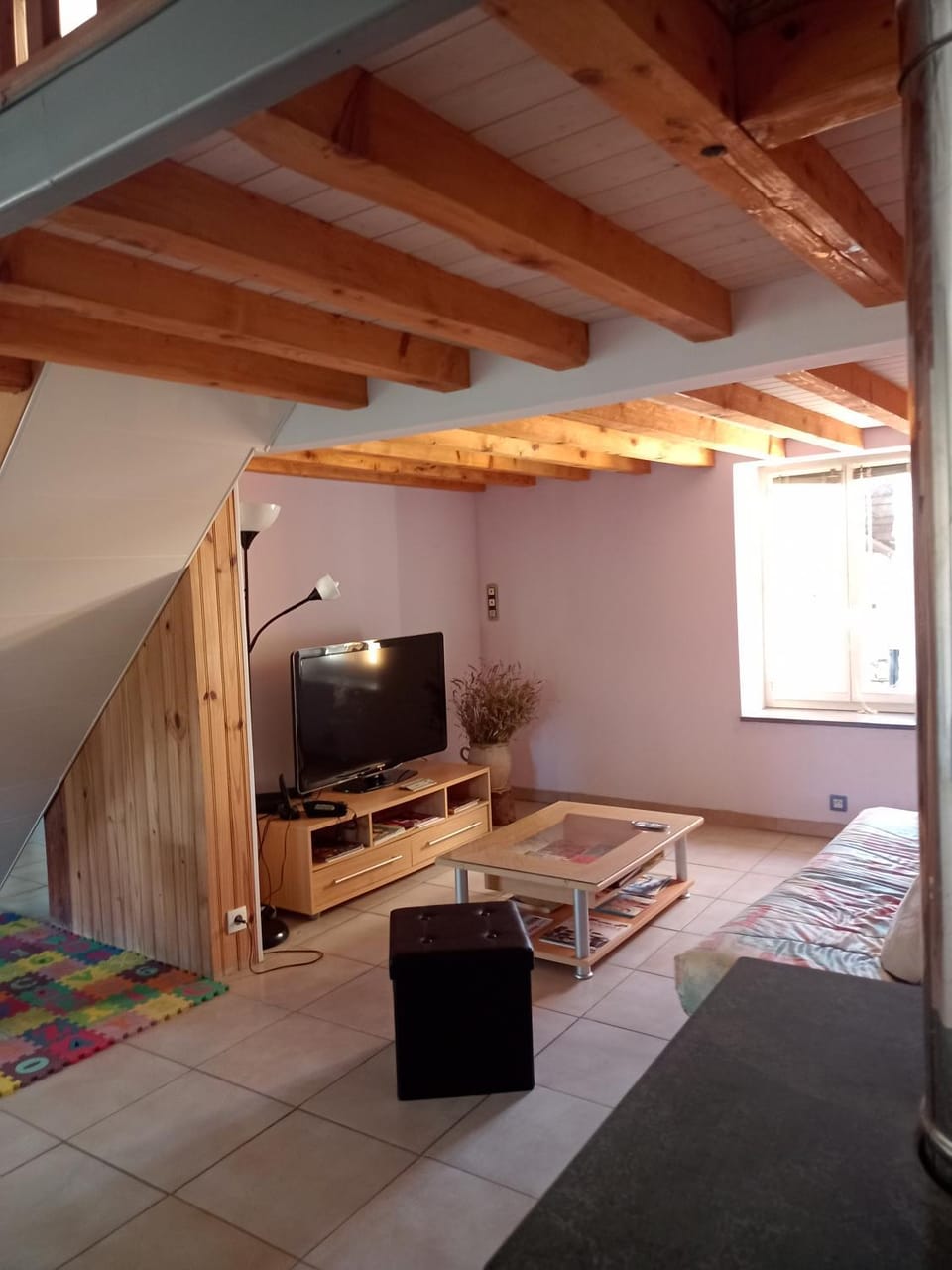 Communal lounge/ TV room
