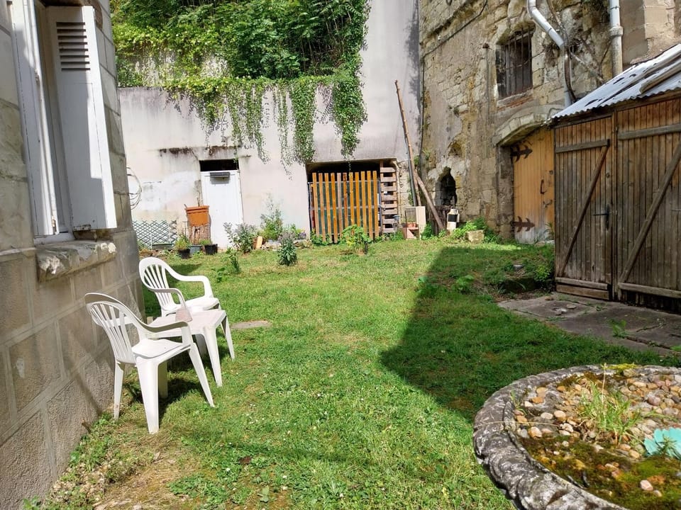 Cocon calme, 2 pièces Tours proche bord de Loire House in Tours