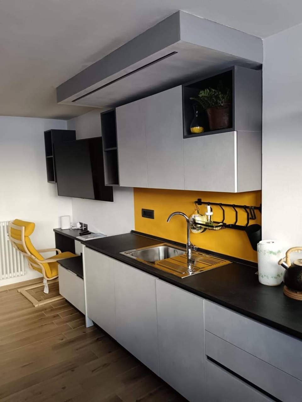 Kitchen or kitchenette, kitchen