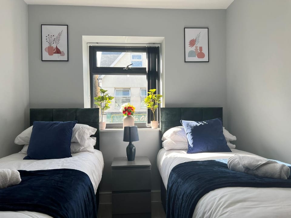 1BDR Flat By Homesy Vacation Rental Cardiff - City Centre & Ideal For Contractor, Family Friendly Apartment in Cardiff
