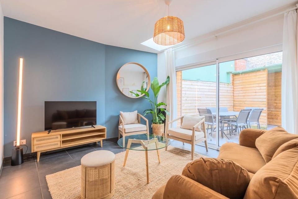 3 bedroom house with terrace near Lille Bed and Breakfast in Lille