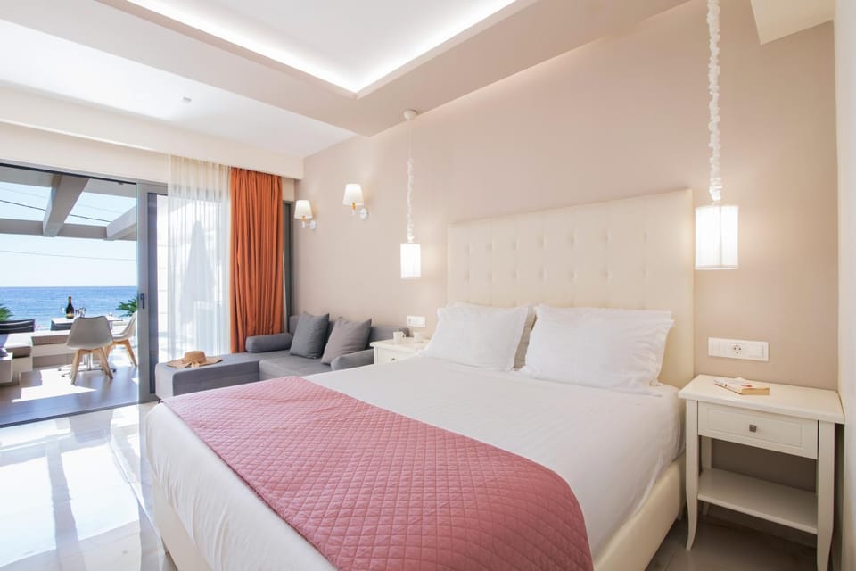 Bed, Seating area, Bedroom