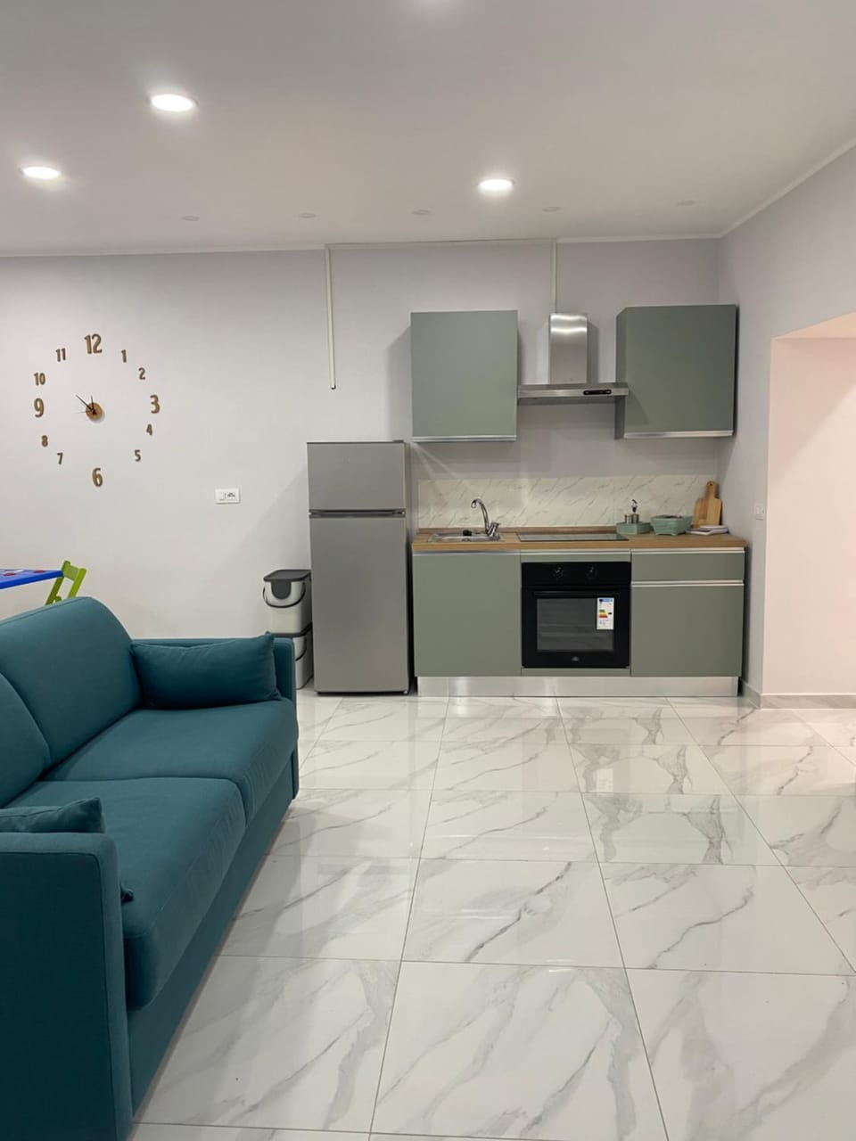 Kitchen or kitchenette, Kitchen or kitchenette, Living room, Seating area, minibar, pet friendly