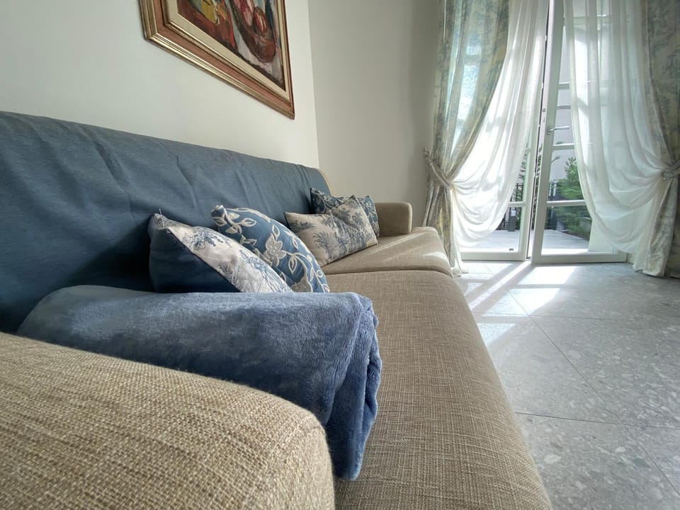 La casa di Giò: piccolo gioiello in centro Como Apartment in Como