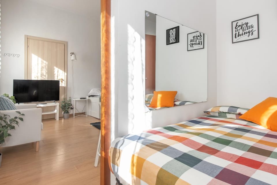 central little basic apartment Apartment in Rome