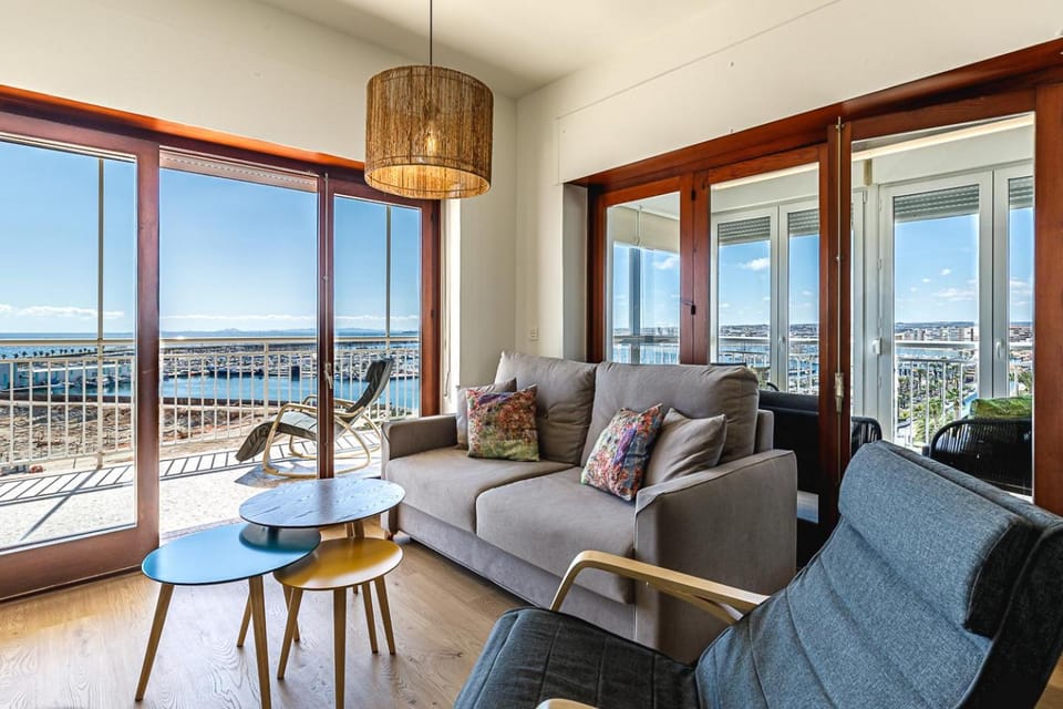 View (from property/room), Living room, Sea view