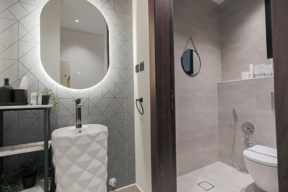 Toilet, Bathroom
