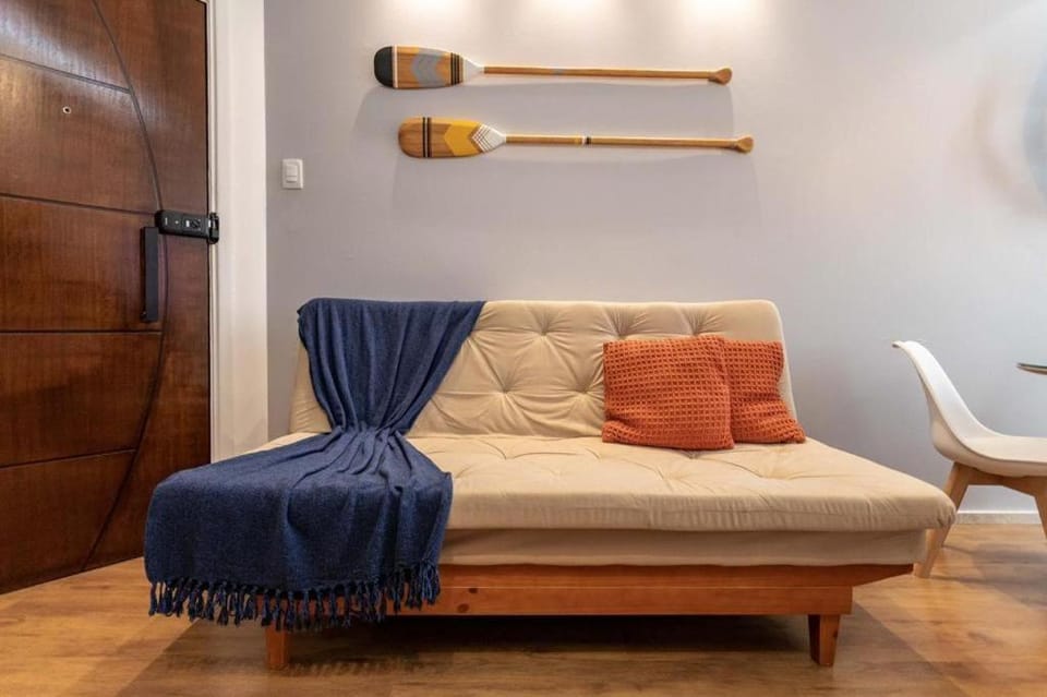 Aconchegante / Localização privilegiada. Na praia Apartment in Rio de Janeiro