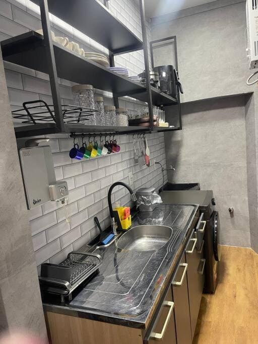 Aconchegante / Localização privilegiada. Na praia Apartment in Rio de Janeiro