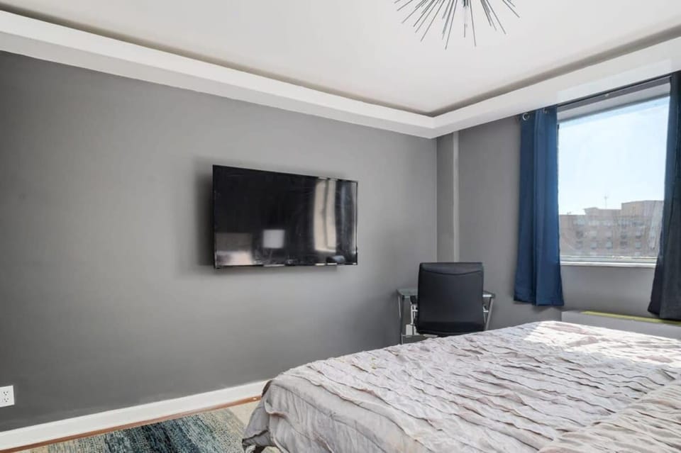 2B Downtown ATL Condo Free Parking 24h Concierge LM707 House in Atlanta