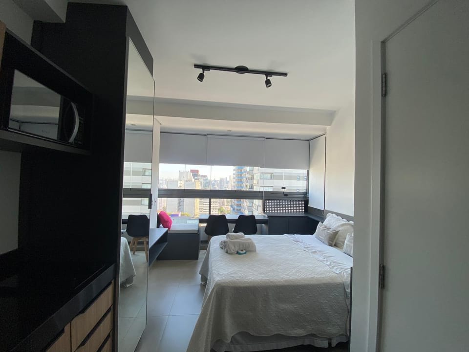 Studio Oscar Freire, linda vista de SP!1716 Apartment in Sao Paulo City