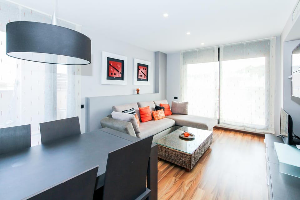 Living room, Photo of the whole room, Seating area