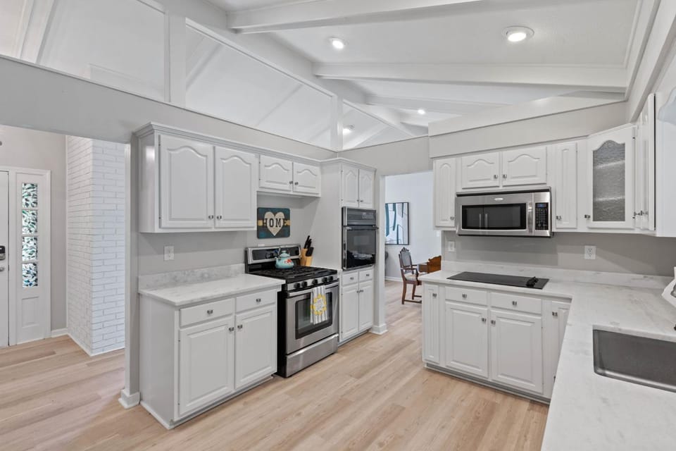 Work-friendly & near downtown House in Jeffersonville