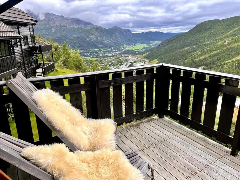 Patio, Day, Natural landscape, View (from property/room), Balcony/Terrace