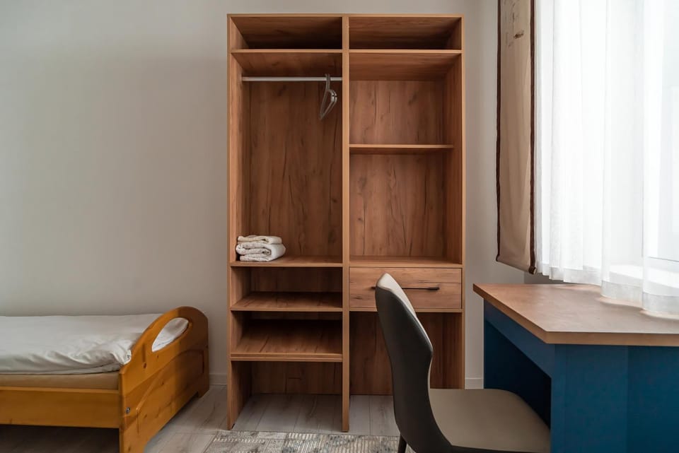 wardrobe