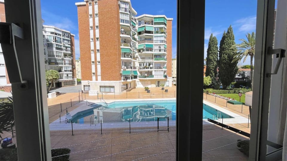 Mshome Beach Studio Apartment in Torremolinos
