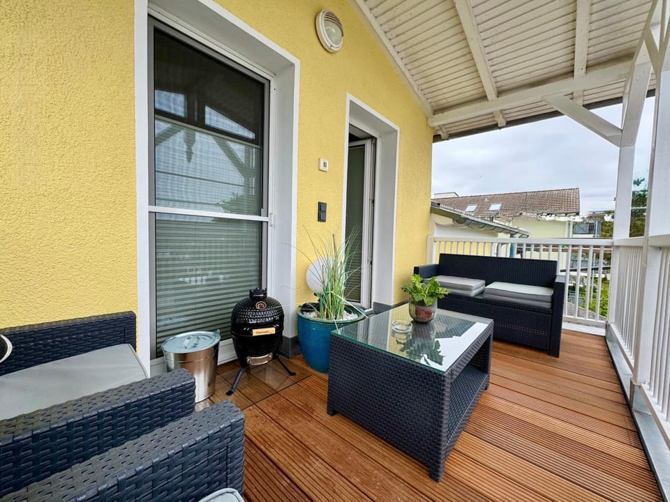 View (from property/room), Balcony/Terrace, Entertainment, Entertainment, Sunset