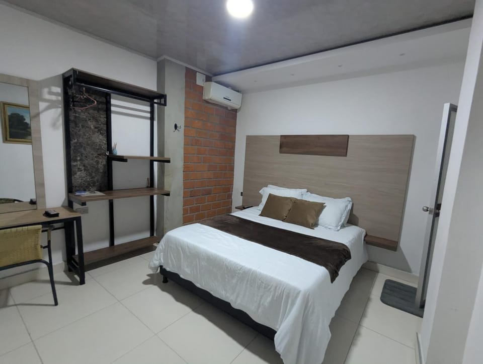 Bed, Photo of the whole room, Bedroom, wardrobe, air conditioner