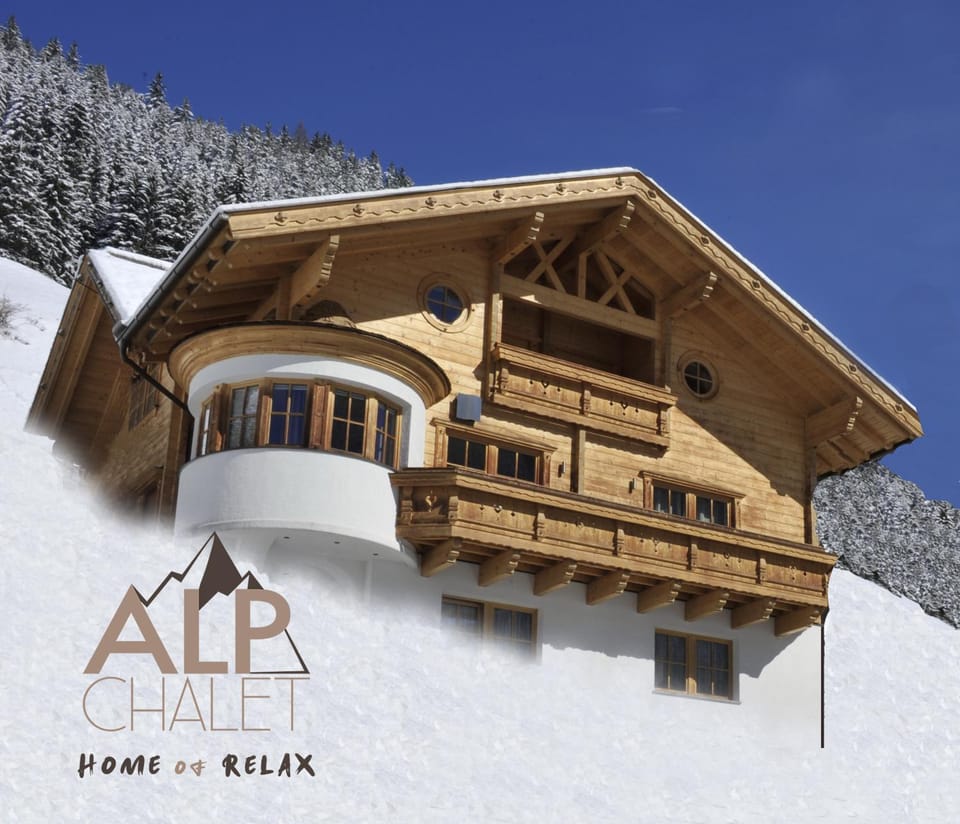 Property building, Restaurant/places to eat, Day, Property logo or sign, Property logo or sign, Property logo or sign, Natural landscape, Winter, Logo/Certificate/Sign, Logo/Certificate/Sign, Text overlay, Mountain view, Swimming pool, Breakfast
