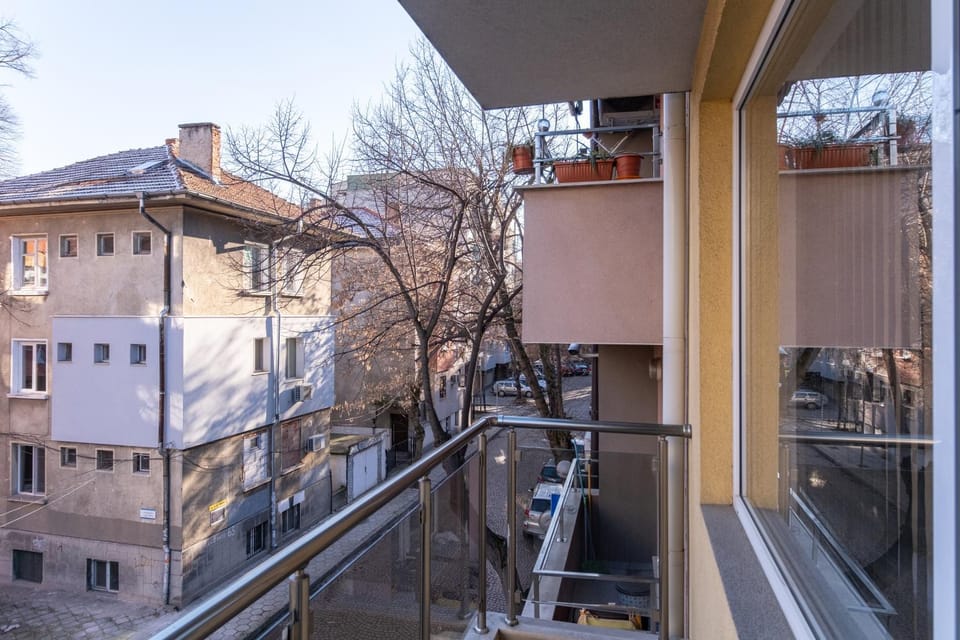 Day, Neighbourhood, View (from property/room), Balcony/Terrace, Balcony/Terrace, City view, Street view