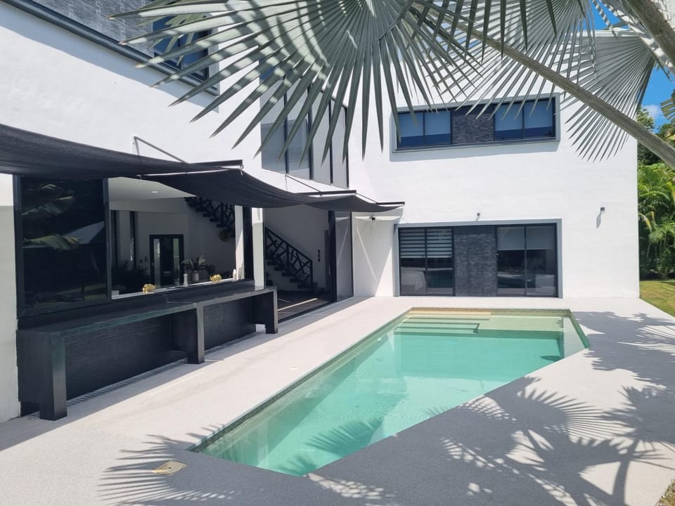 Patio, Swimming pool