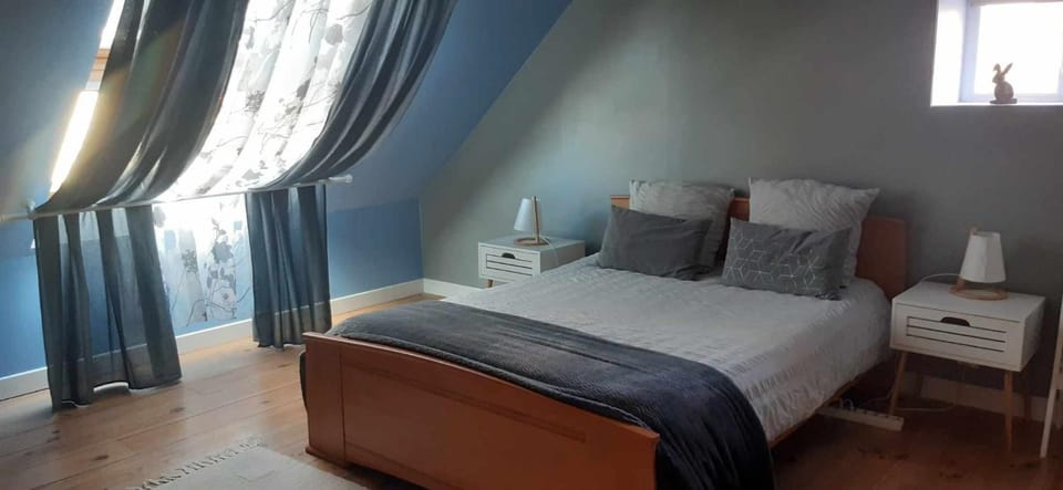 Chambre double dans la maison de Pauline et Stéphane Vacation rental in Grand Est