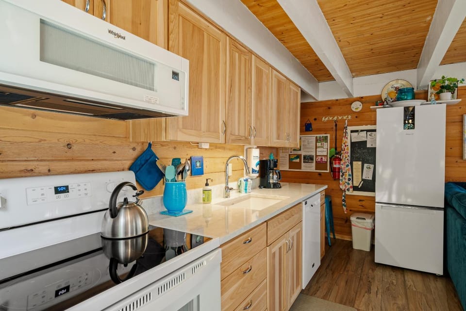 Blue Pearl MCA#278 House in Manzanita
