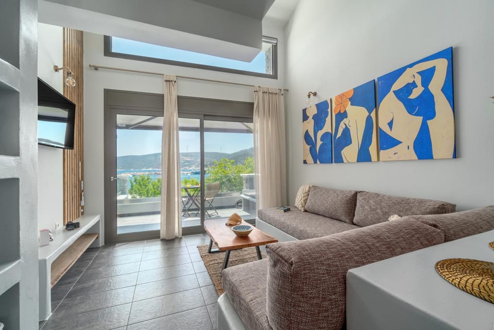 La Perla Suites Apartment hotel in Euboea