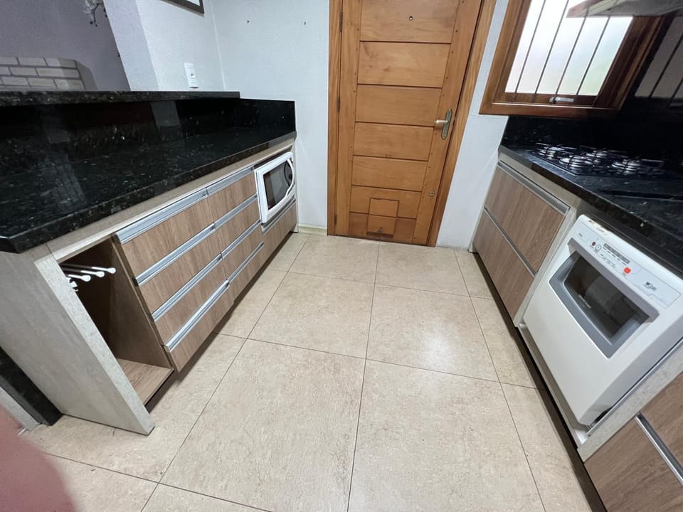 Kitchen or kitchenette, kitchen
