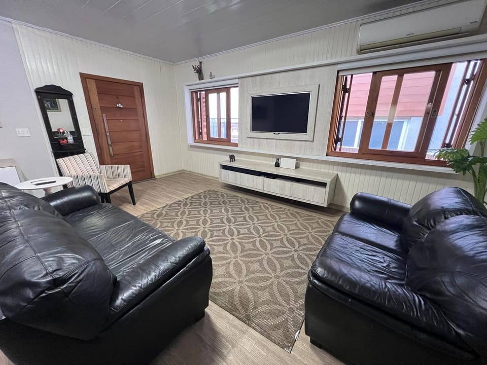 Living room, Seating area, Dinner