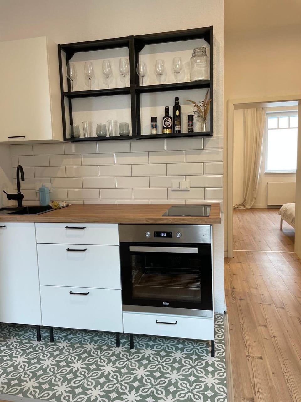 Kitchen or kitchenette, stove, stove