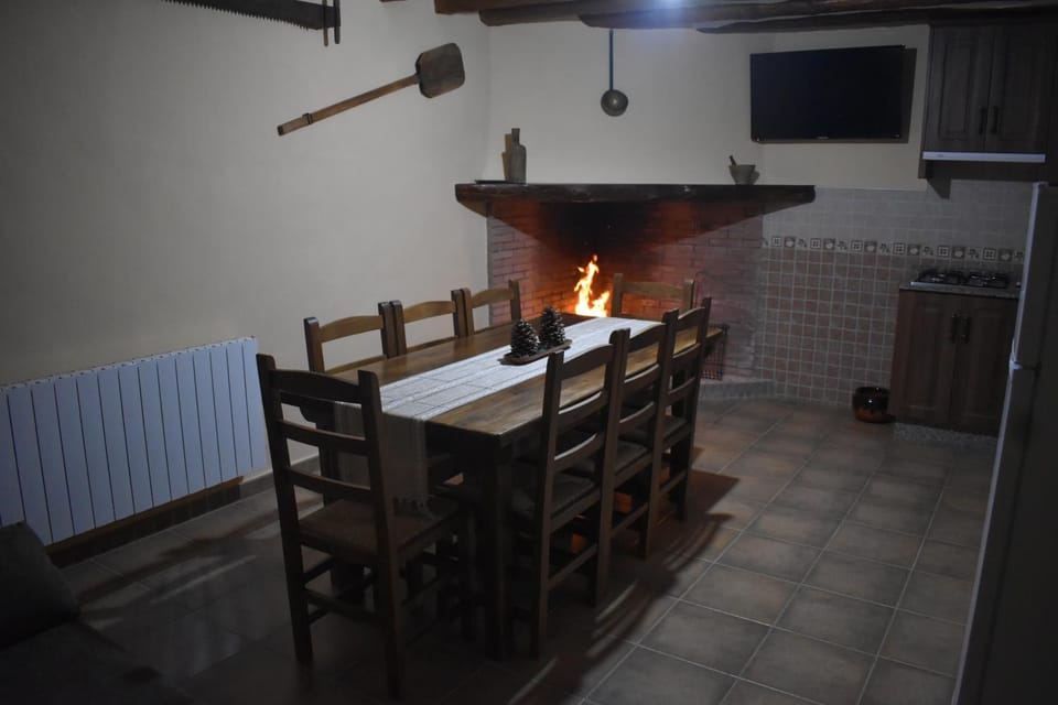 Dining area, flat iron
