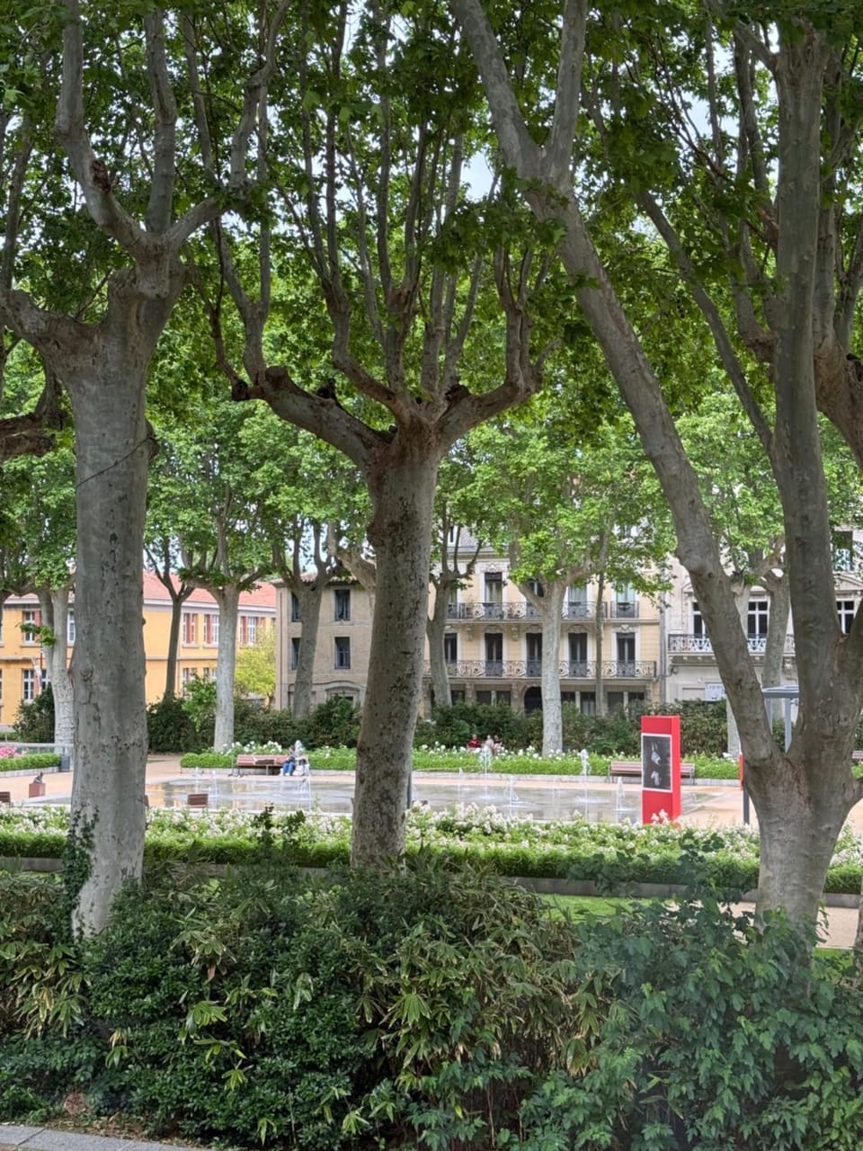 Facade/entrance, Garden view, Location