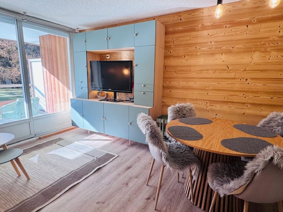Studio idéal pour 4, au pied des pistes avec grande terrasse - FR-1-546-54 Apartment in Les Deux Alpes